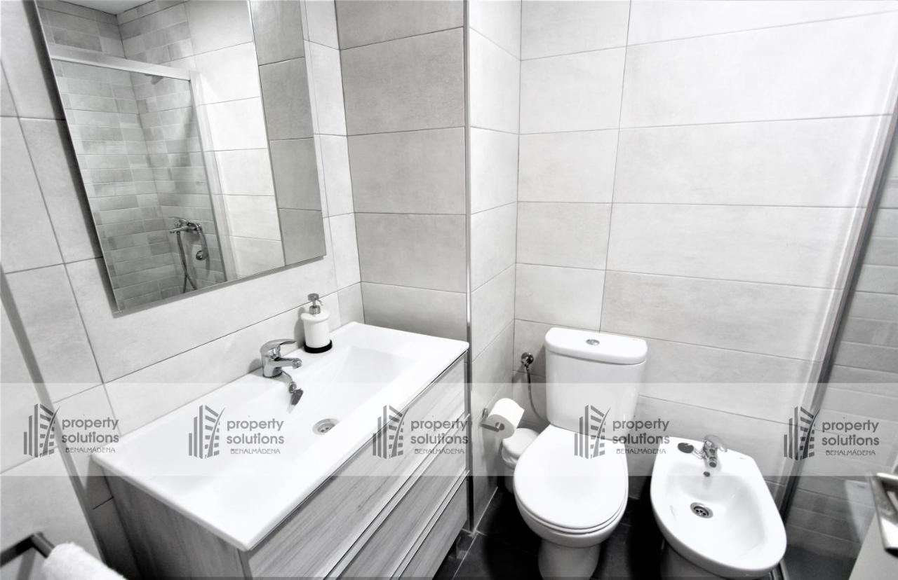 Apartamento Torremolinos - A 600M De La Playa De La Carihuela - Piscina - Parking Gratis - Excelente Conexion Wifi 외부 사진